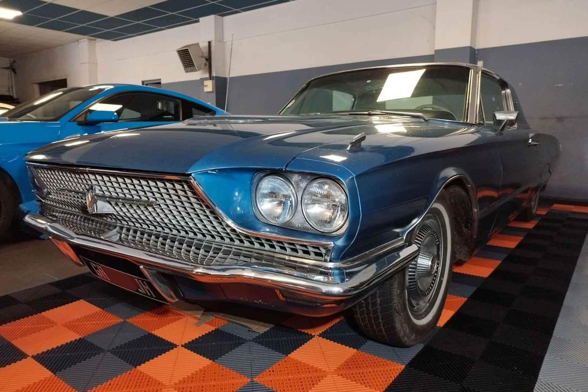 Ford Thunderbird 1966 Bleu